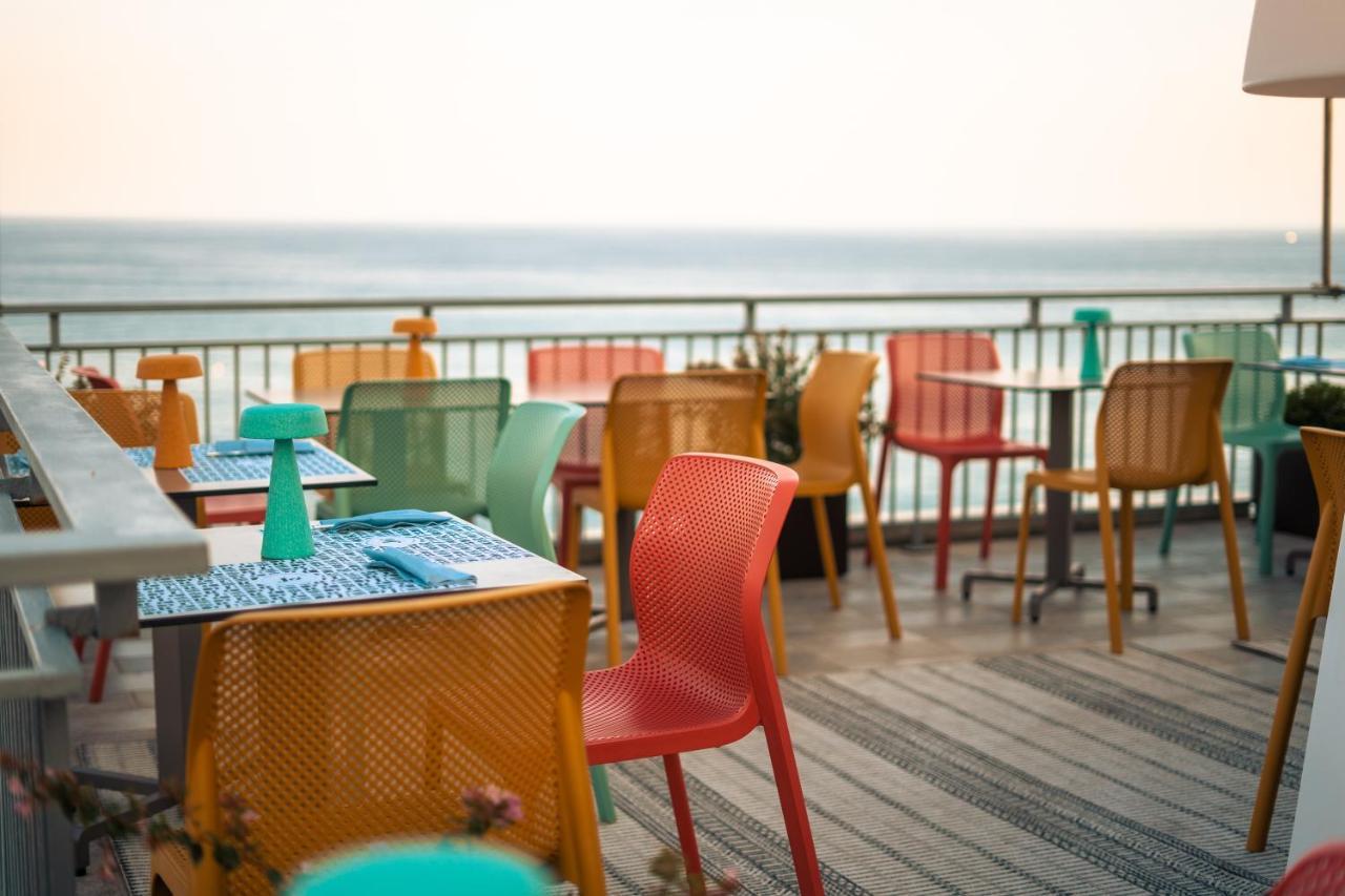 Hotel Jolly Roger Pietra Ligure Esterno foto